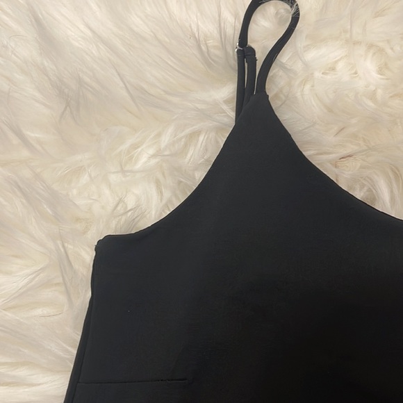 Stunning plain mini black bodycon dress - Picture 2 of 3